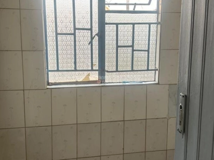 5 Bedroom House for Sale in Budiriro, Harare