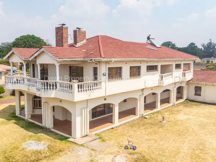 4 Bedroom House for Sale in Borrowdale, Harare