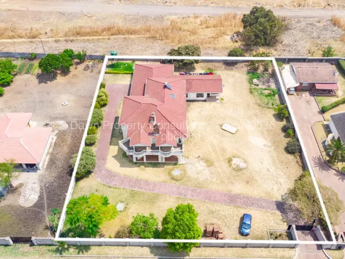 4 Bedroom House for Sale in Borrowdale, Harare