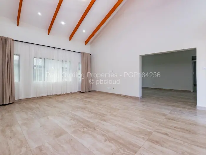 Townhouse/Cluster for Sale in Lewisam, Harare
