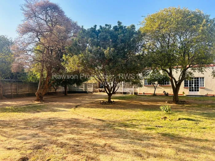 3 Bedroom House for Sale in Emerald Hill, Harare