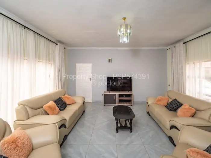 Townhouse/Cluster to Rent in Hogerty Hill, Harare