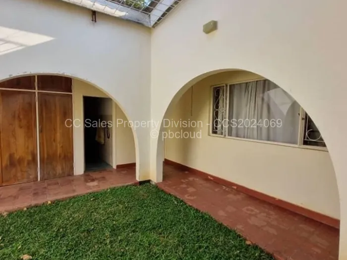 4 Bedroom House for Sale in Kariba, Kariba