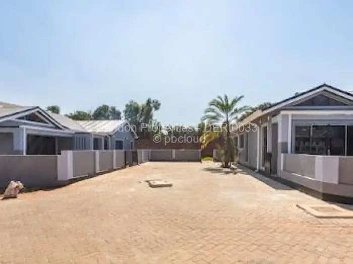 Townhouse/Complex/Cluster for Sale in Mount Pleasant, Harare