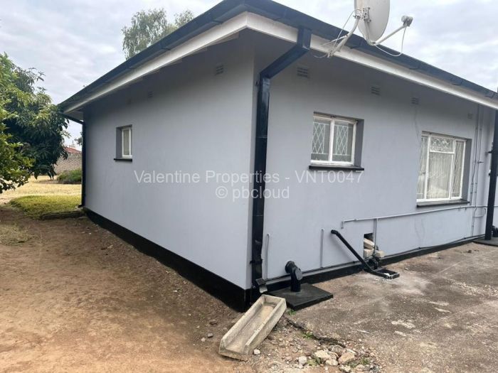 4 Bedroom House for Sale in Daylesford, Gweru Propertybook