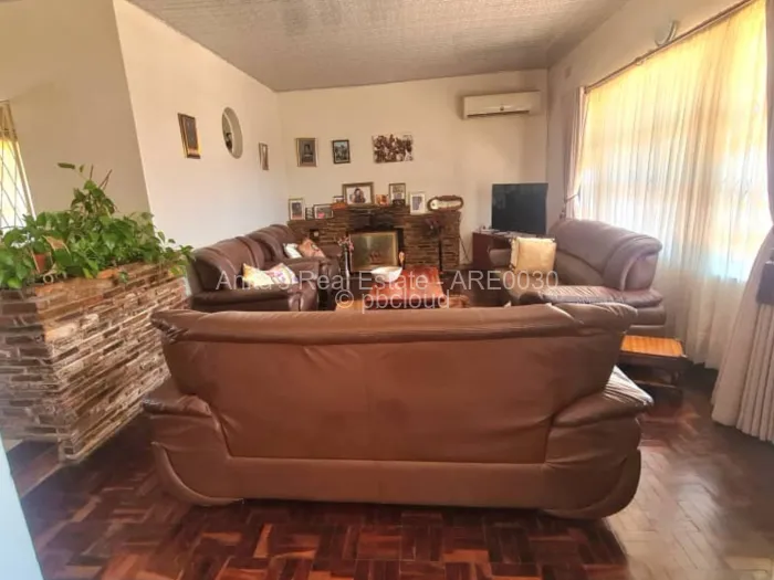 4 Bedroom House for Sale in Riverside South, Bulawayo