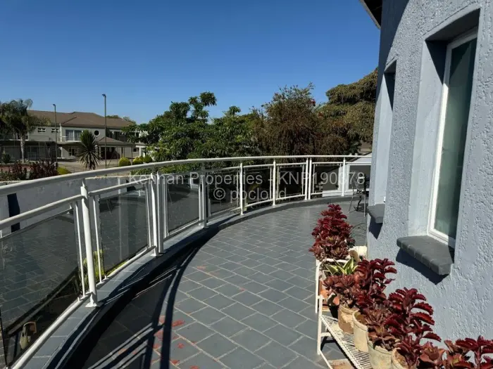 5 Bedroom House for Sale in Borrowdale, Harare