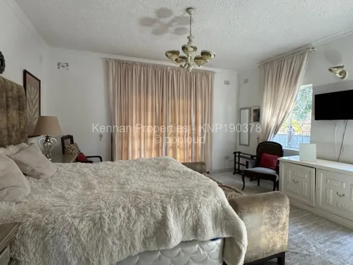 5 Bedroom House for Sale in Borrowdale, Harare
