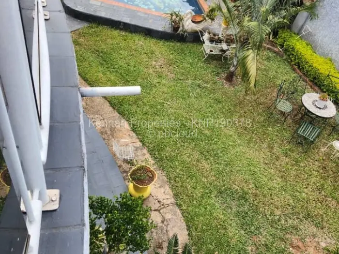 5 Bedroom House for Sale in Borrowdale, Harare