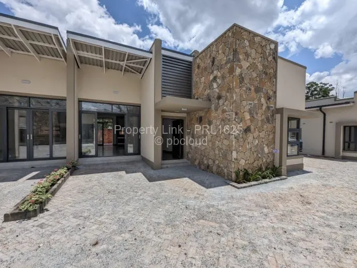 Townhouse/Cluster for Sale in Pomona, Harare