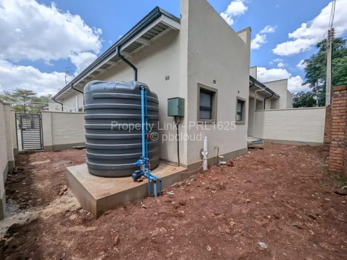 Townhouse/Cluster for Sale in Pomona, Harare