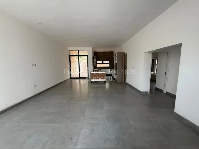 Townhouse/Cluster for Sale in Pomona, Harare