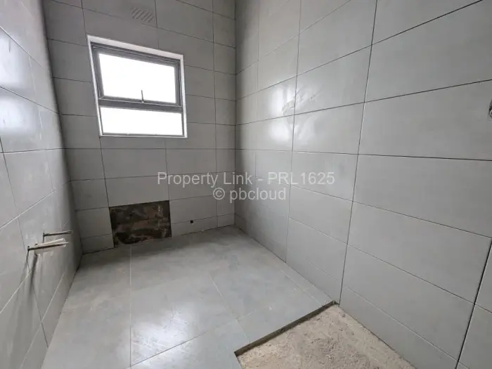 Townhouse/Cluster for Sale in Pomona, Harare