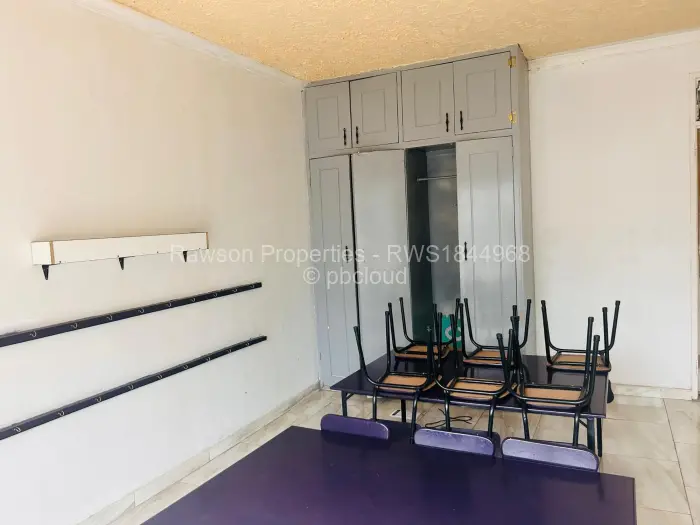 5 Bedroom House for Sale in Borrowdale West, Harare