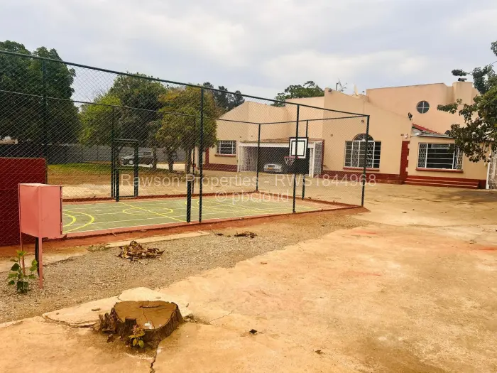5 Bedroom House for Sale in Borrowdale West, Harare