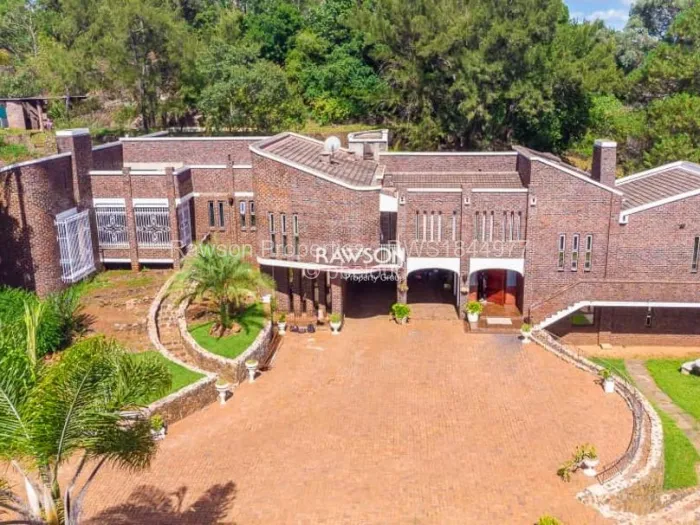 5 Bedroom House for Sale in Glen Lorne, Harare