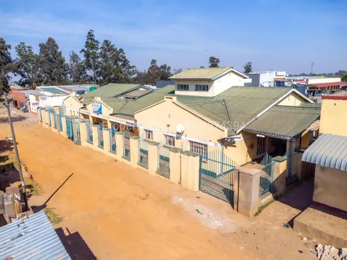 Warehouse/Industrial for Sale in Chitungwiza, Chitungwiza