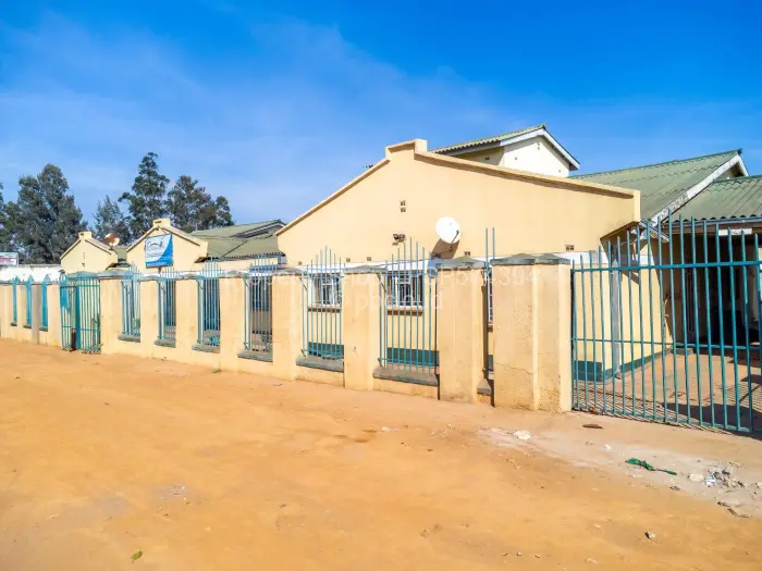 Warehouse/Industrial for Sale in Chitungwiza, Chitungwiza