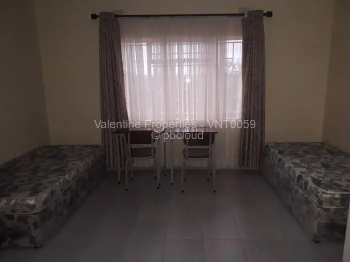 4 Bedroom House for Sale in Adelaide Pk Gweru, Gweru