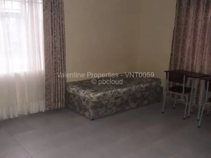 4 Bedroom House for Sale in Adelaide Pk Gweru, Gweru