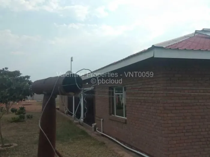 4 Bedroom House for Sale in Adelaide Pk Gweru, Gweru