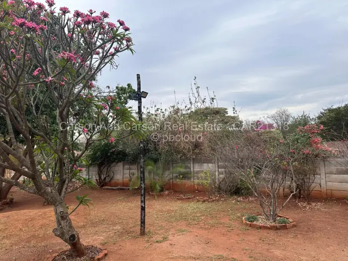 3 Bedroom House to Rent in Greendale