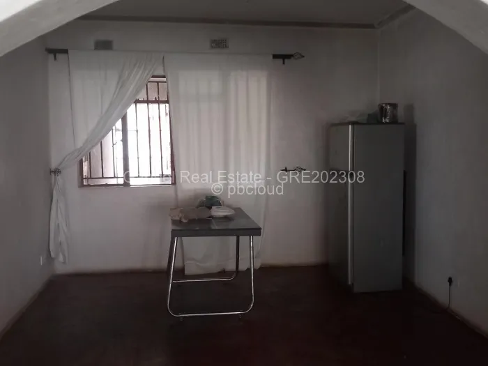 4 Bedroom House for Sale in Zimre Park, Harare