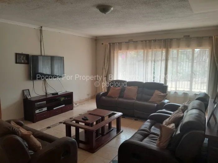 4 Bedroom House for Sale in Chisipite, Harare