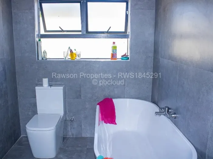 4 Bedroom House for Sale in Waterfalls, Harare