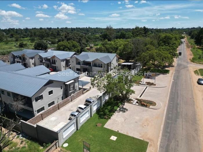 Townhouse/Cluster for Sale in Greendale, Harare