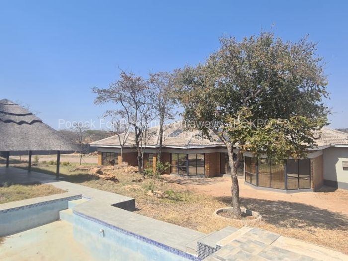 5 Bedroom House for Sale in Burnside, Bulawayo