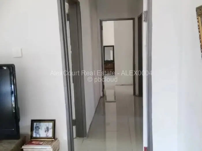 3 Bedroom House for Sale in Zimre Park, Harare