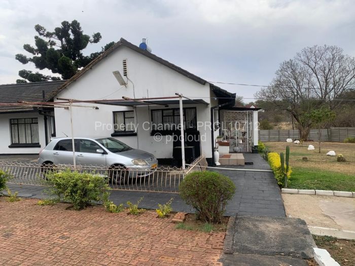 4 Bedroom House for Sale in Burnside, Bulawayo