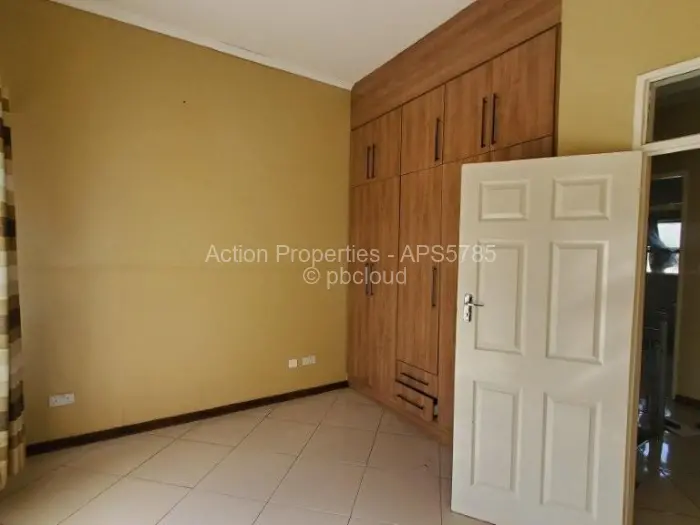 Flat/Apartment to Rent in Mount Pleasant