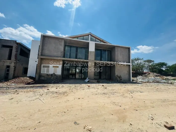 Townhouse/Cluster for Sale in Monavale, Harare