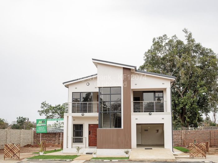 Townhouse/Cluster for Sale in Marlborough, Harare