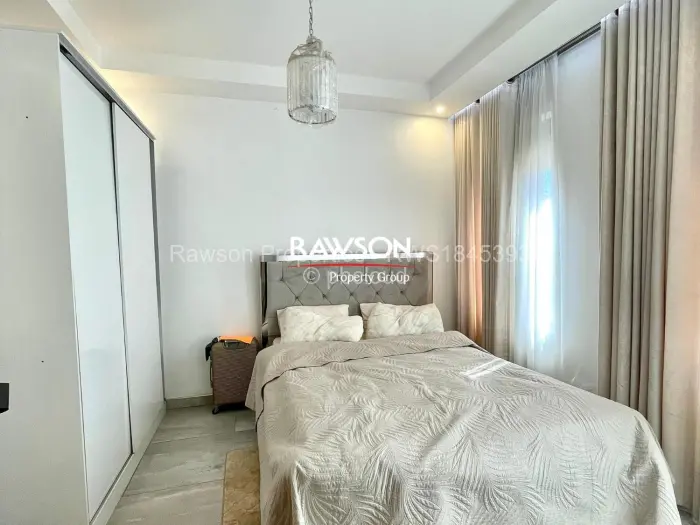 6 Bedroom House for Sale in Arlington, Harare