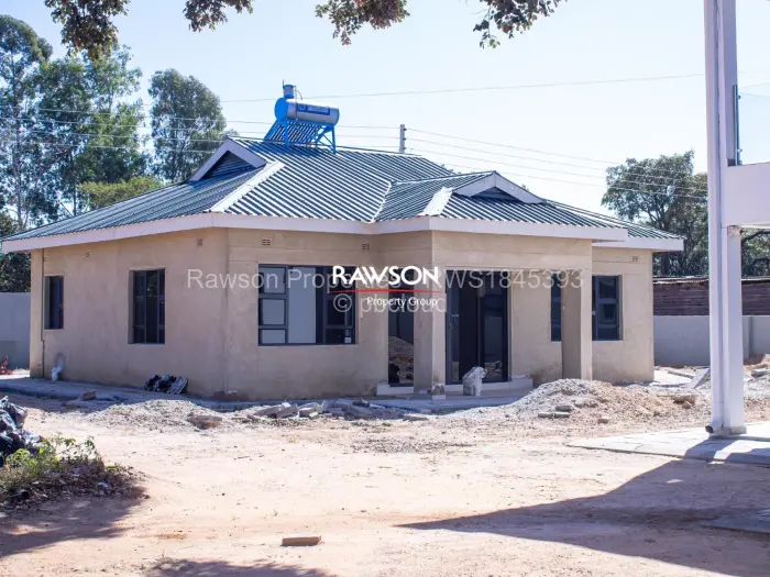 6 Bedroom House for Sale in Arlington, Harare