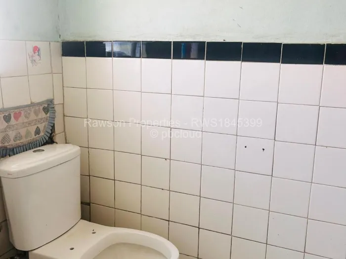 5 Bedroom House for Sale in Hatfield, Harare