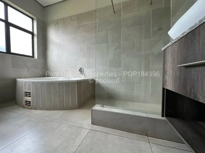 4 Bedroom House to Rent in Borrowdale