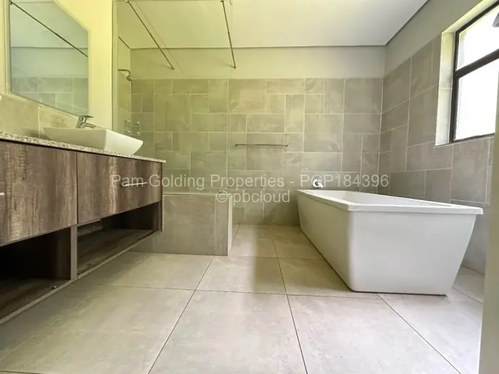 4 Bedroom House to Rent in Borrowdale