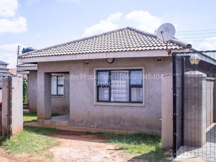 4 Bedroom House for Sale in Aspindale Park, Harare