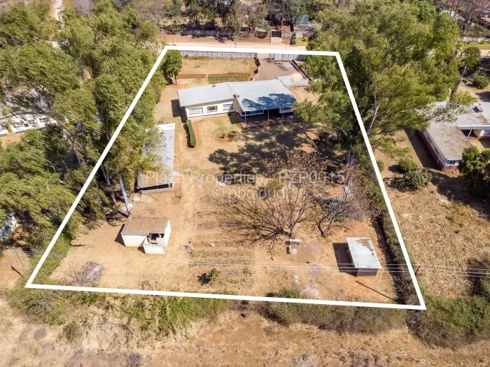 3 Bedroom House for Sale in Daylesford, Gweru