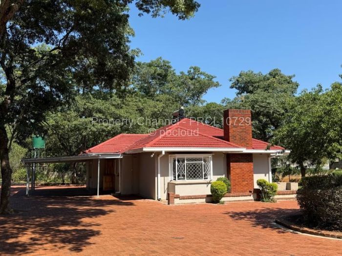 3 Bedroom House for Sale in Chisipite, Harare