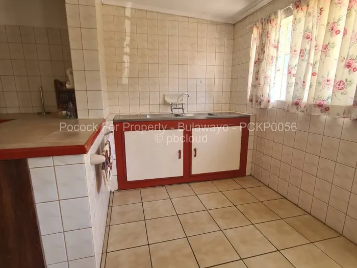 4 Bedroom House for Sale in Burnside, Bulawayo
