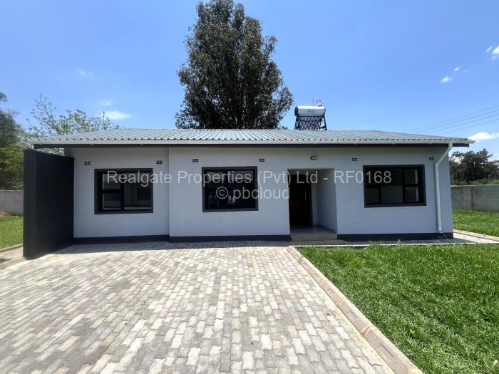 Townhouse/Cluster for Sale in Hillside Byo, Bulawayo