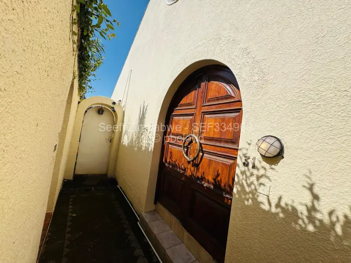 Townhouse/Cluster for Sale in Avondale, Harare