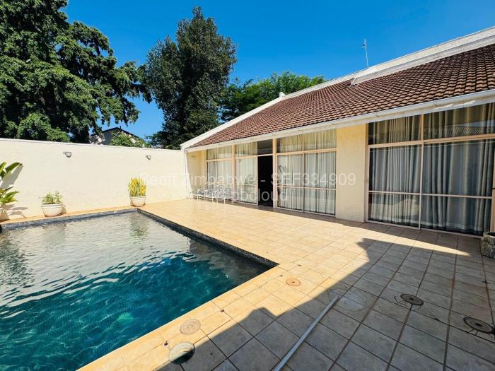 Townhouse/Cluster for Sale in Avondale, Harare