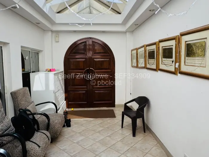 Townhouse/Cluster for Sale in Avondale, Harare