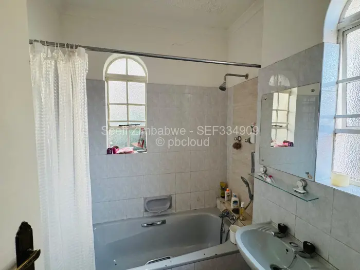 Townhouse/Cluster for Sale in Avondale, Harare